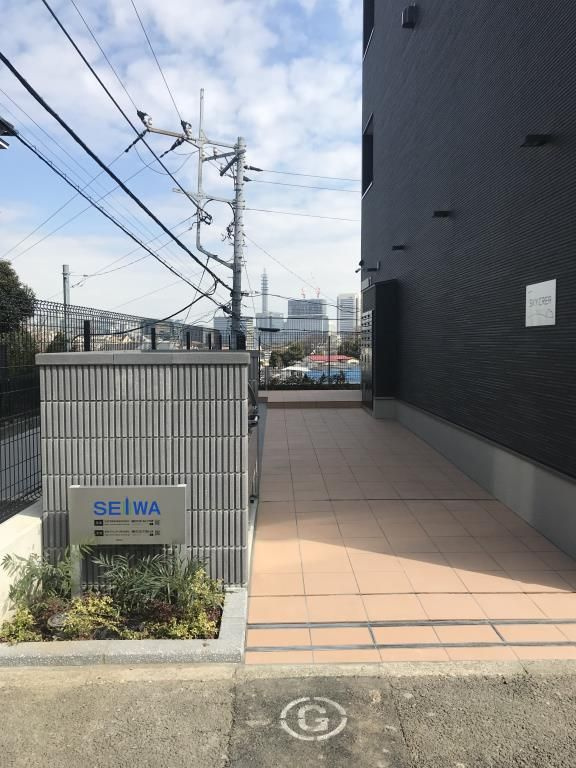 SKY CREAのエントランス