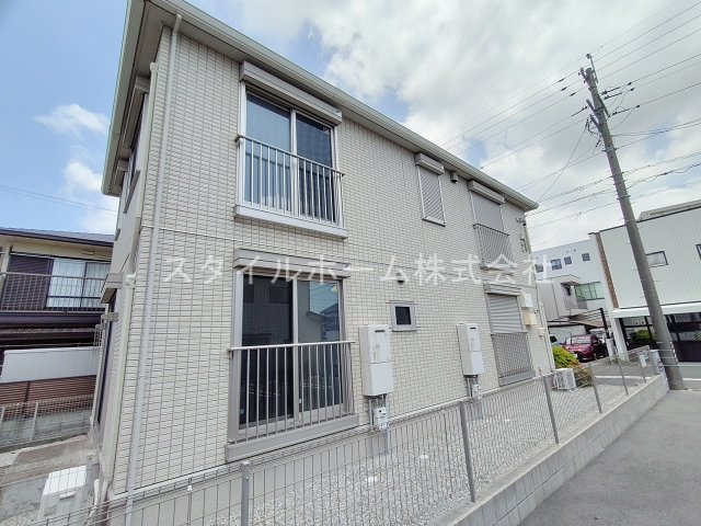 ＦＩＮＥ　ＳＴＡＧＥ　ＷＥＳＴの外観