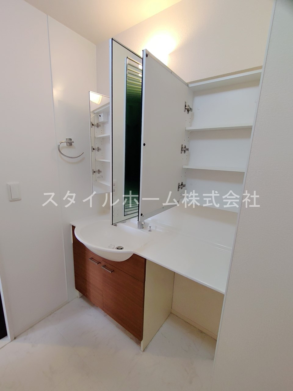 ＦＩＮＥ　ＳＴＡＧＥ　ＷＥＳＴの洗面所