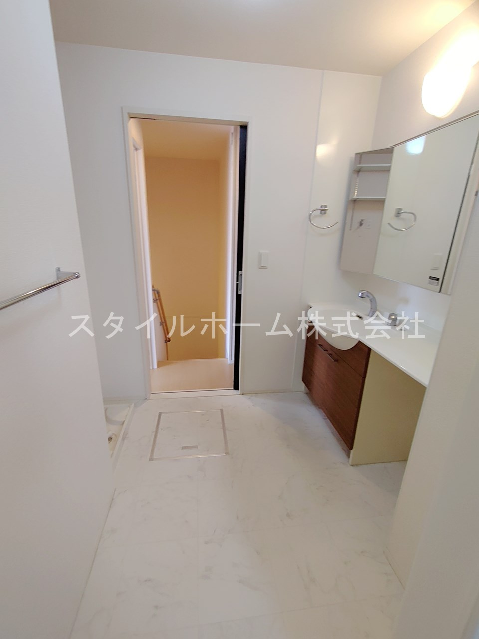 ＦＩＮＥ　ＳＴＡＧＥ　ＷＥＳＴの洗面所