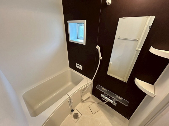 Rizエクリュ轟木の浴室|追い焚き・浴室乾燥機付きのお風呂です♪