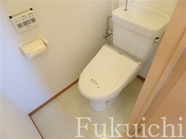 道間マンションのトイレ