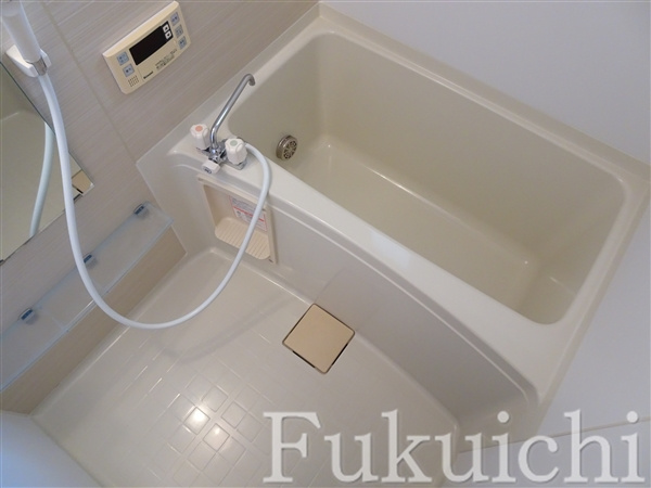 道間マンションの浴室