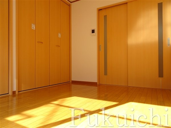 道間マンションの寝室