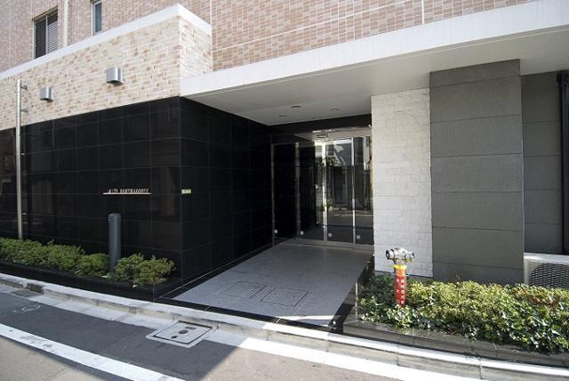 レジディア桜上水のエントランス