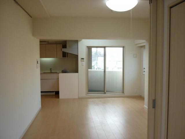 レジディア桜上水の居間・リビング