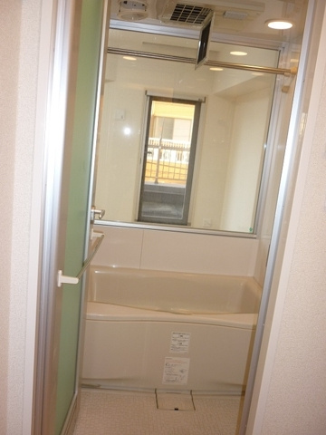 レジディア桜上水の浴室