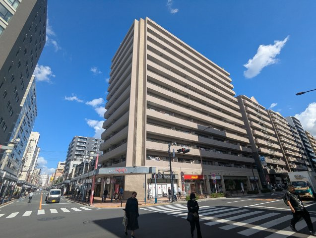 ランドール浅草の外観