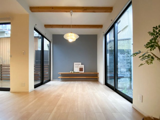 【居間・リビング】 | 宇治市木幡御蔵山　中古戸建