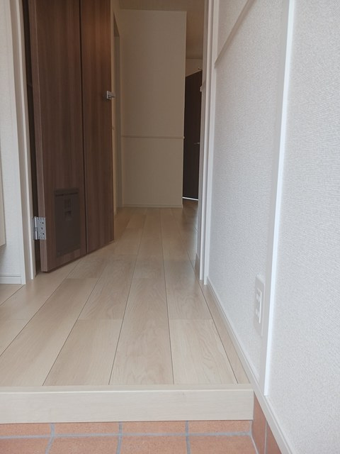 オーチャードＤの玄関|玄関