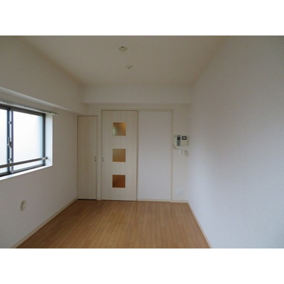 【居間・リビング】 | ヴェルステージ関内 | 居室