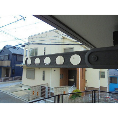 【バルコニー】 | ハーミテイジＫＵＲＯＩＷＡ | 物干竿置けます