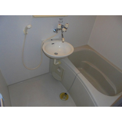 【浴室】 | ハーミテイジＫＵＲＯＩＷＡ | 洗面所　バス