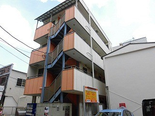 ヴェルドゥーラ祖師谷の外観