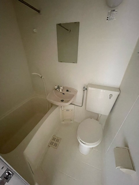 ヴェルドゥーラ祖師谷の浴室