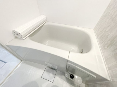 クリエイト 徒歩9分。ドラックストア 650m