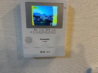 新潟市西区内野西2丁目新築アパートの内装|カメラ付インターホン（イメージ）