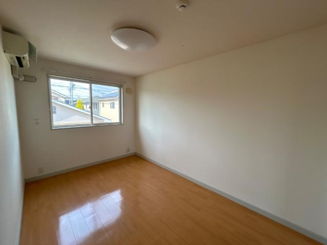 【寝室】 | パークサイド彩園Ⅰ | 北側　洋室