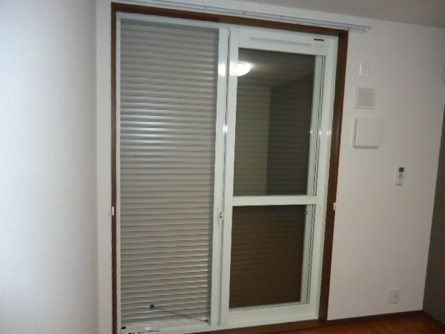 エスペランサ　Ａのその他|ベランダシャッター