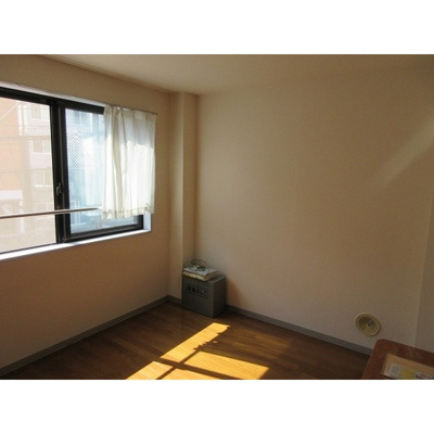 【居間・リビング】 | トランタンビュー東駒形 | 洋室