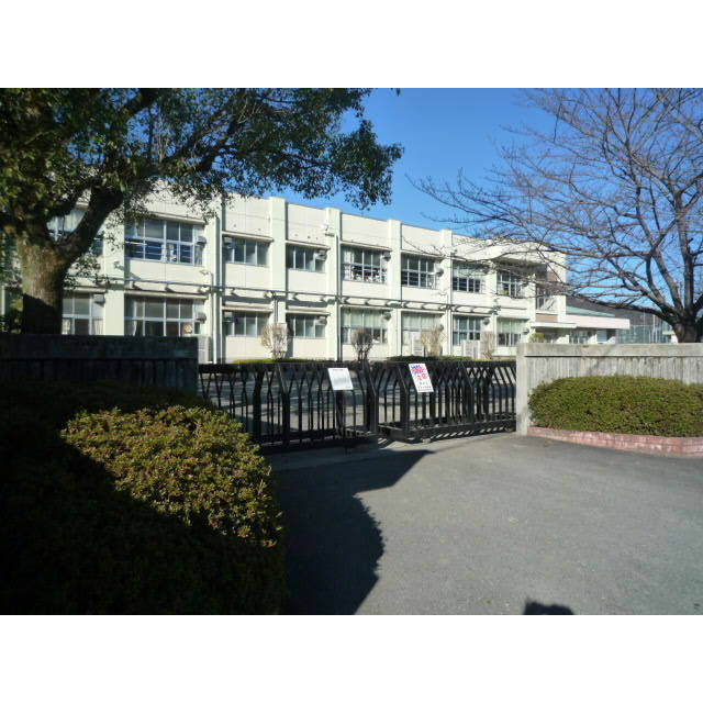 岐阜市日野東３丁目のアパートの周辺|日野小学校