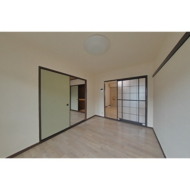 岐阜市中川原３丁目のアパートの内装