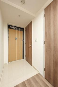 【玄関】 | HAMACHO APARTMENTS