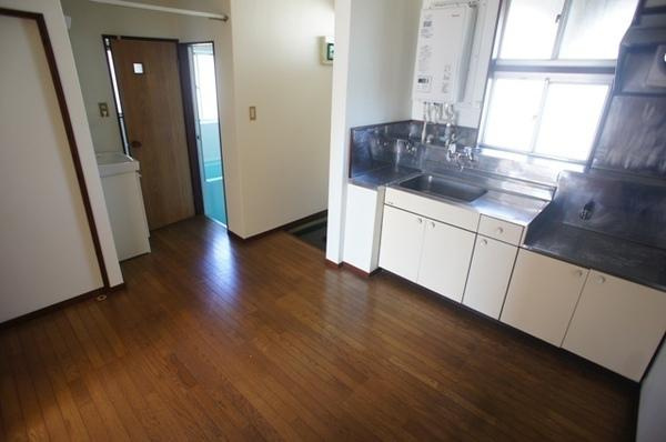 シャルム玉川の居間・リビング