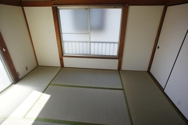 シャルム玉川の和室