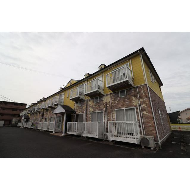 羽島郡笠松町北及のアパートの外観