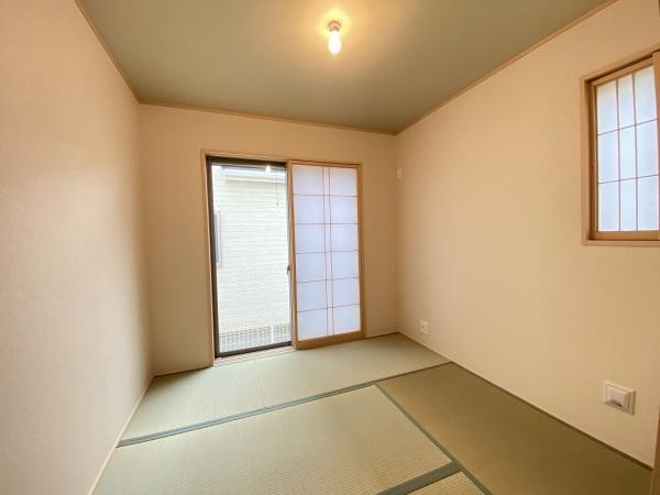 【和室】 | 明石市大久保町高丘2丁目　2号棟　新築戸建