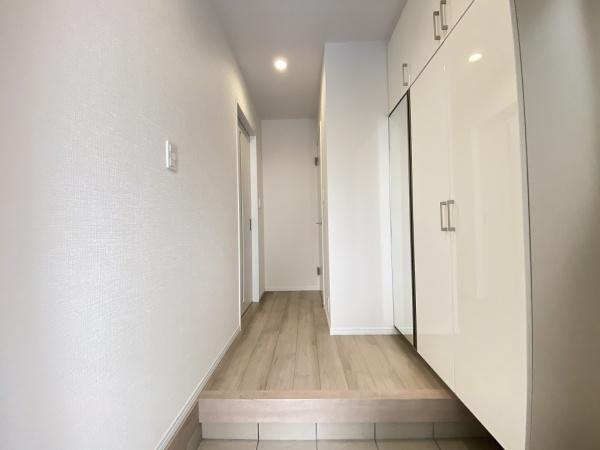 【玄関】 | 明石市大久保町高丘2丁目　2号棟　新築戸建