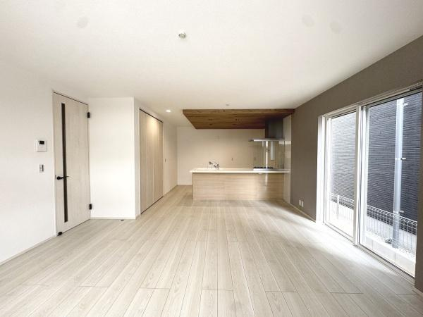 【居間・リビング】