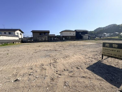 【前面道路含む現地写真】 | 米子市石井　土地５区画