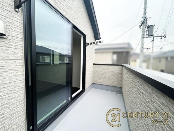 リナージュ古市町 ２号棟 ／新築一戸建のバルコニー|■日当たりのよい南向きバルコニー！洗濯物もよく乾きます！