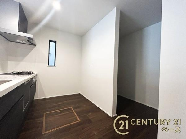 リナージュ古市町 ２号棟 ／新築一戸建の内観：施工例|■日当たりのよい明るい雰囲気の洋室です！■