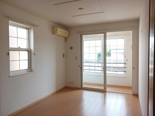 マ－ブル　Ⅱの内装|内装は落ち着いています