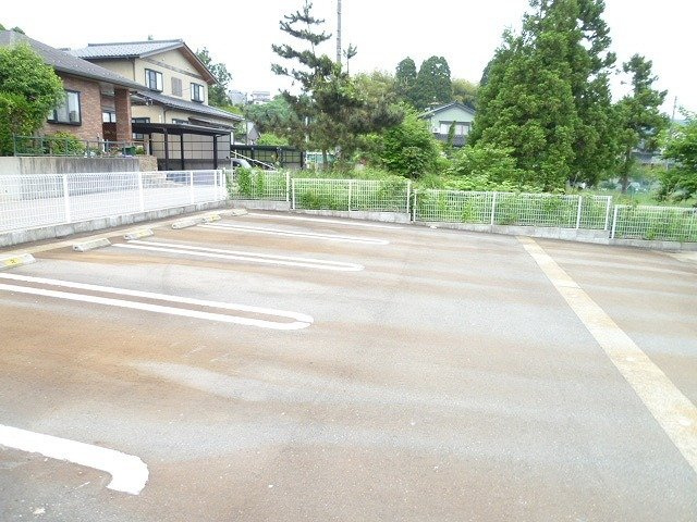 アンセリアⅣの駐車場|駐車場に車を止められます