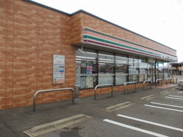 ローレルＮＳⅥの周辺|セブンイレブンまで550m