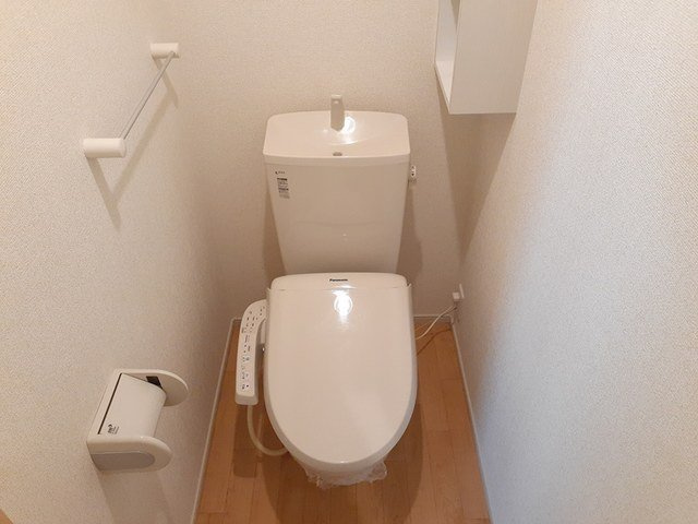 ローレルＮＳⅥのトイレ|シンプルで使いやすいトイレです