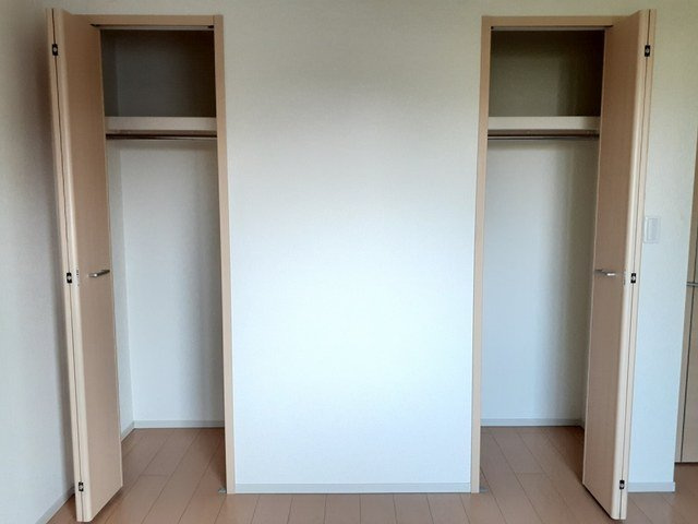 ローレルＮＳⅥの収納|便利な収納スペースです