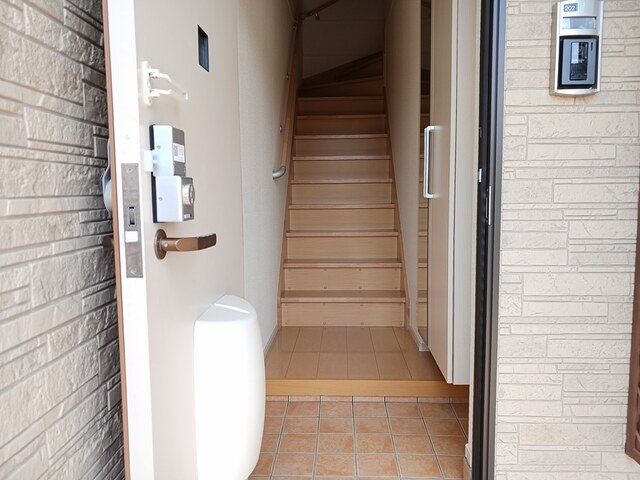 ソレイユ高岡Ⅱの玄関|落ち着いた玄関です