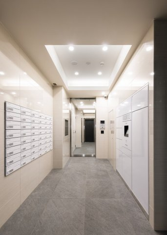 ブライズ東日本橋の外観