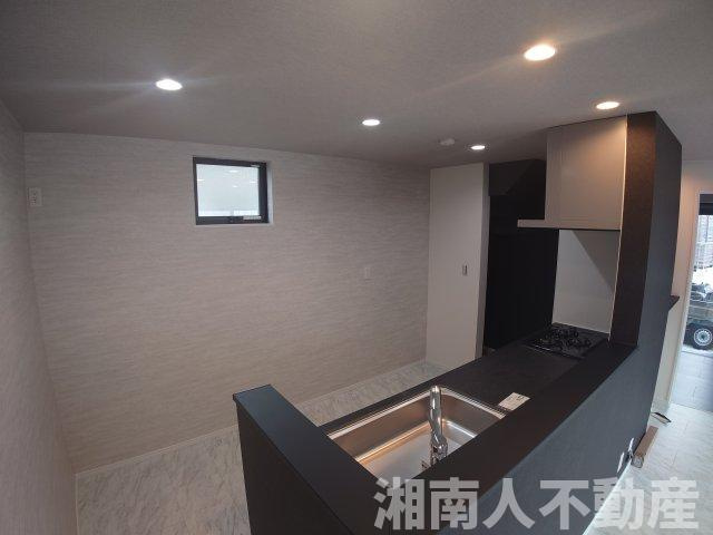 茅ヶ崎市高田1丁目　新築戸建　全1棟のキッチン|キッチンでお料理をお楽しみください