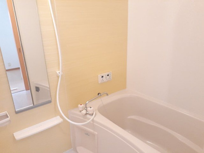 【浴室】 | サニーヒルズＣ | 落ち着いた空間のお風呂です