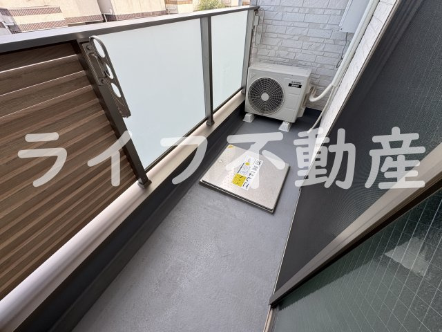 B.B.SOWのバルコニー|お洗濯にも便利なバルコニー付き