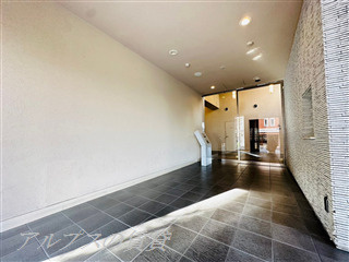 【エントランス】 | ザ・レジデンス本牧横浜ベイサイド