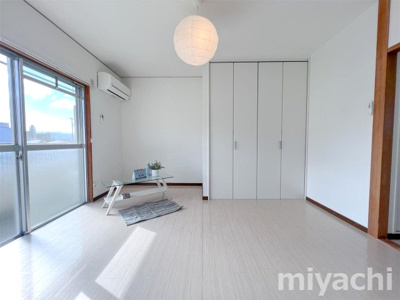 【洋室】 | シャトー新星