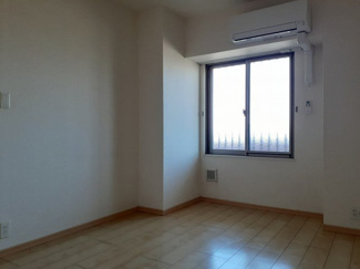 【内装】 | プリムローズ