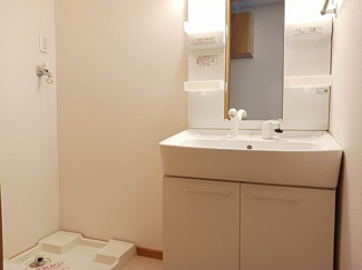 【洗面所】 | ヴィオラ　Ａ